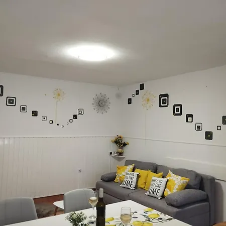 Апартаменти D&n *